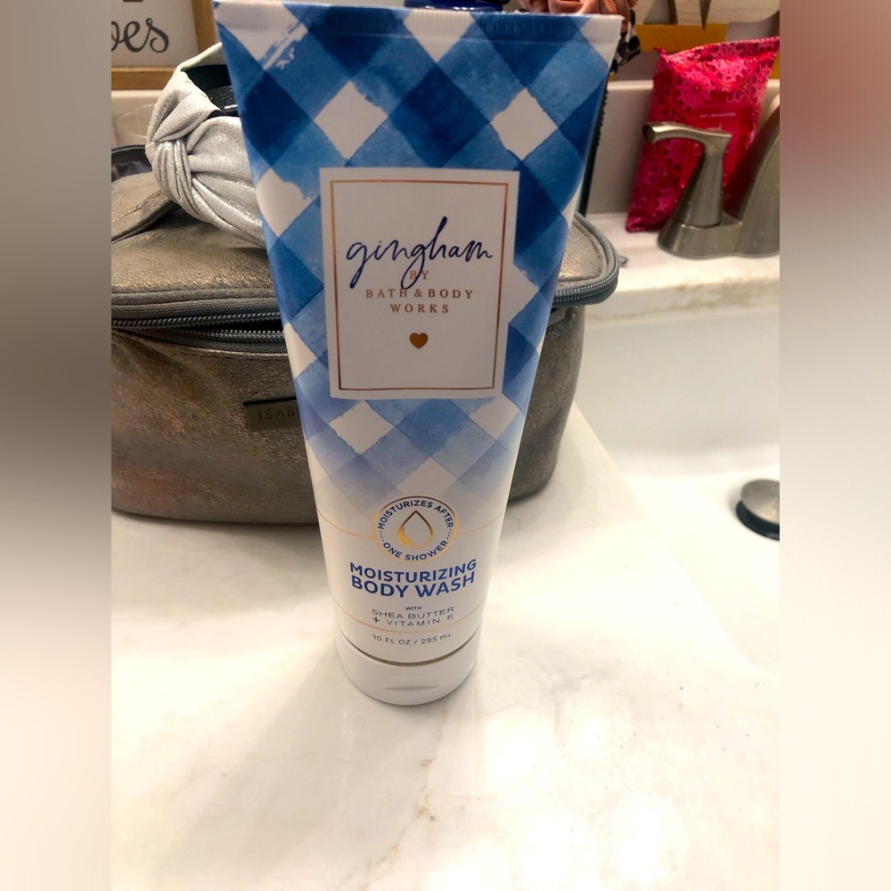 Large Gingham Body Wash